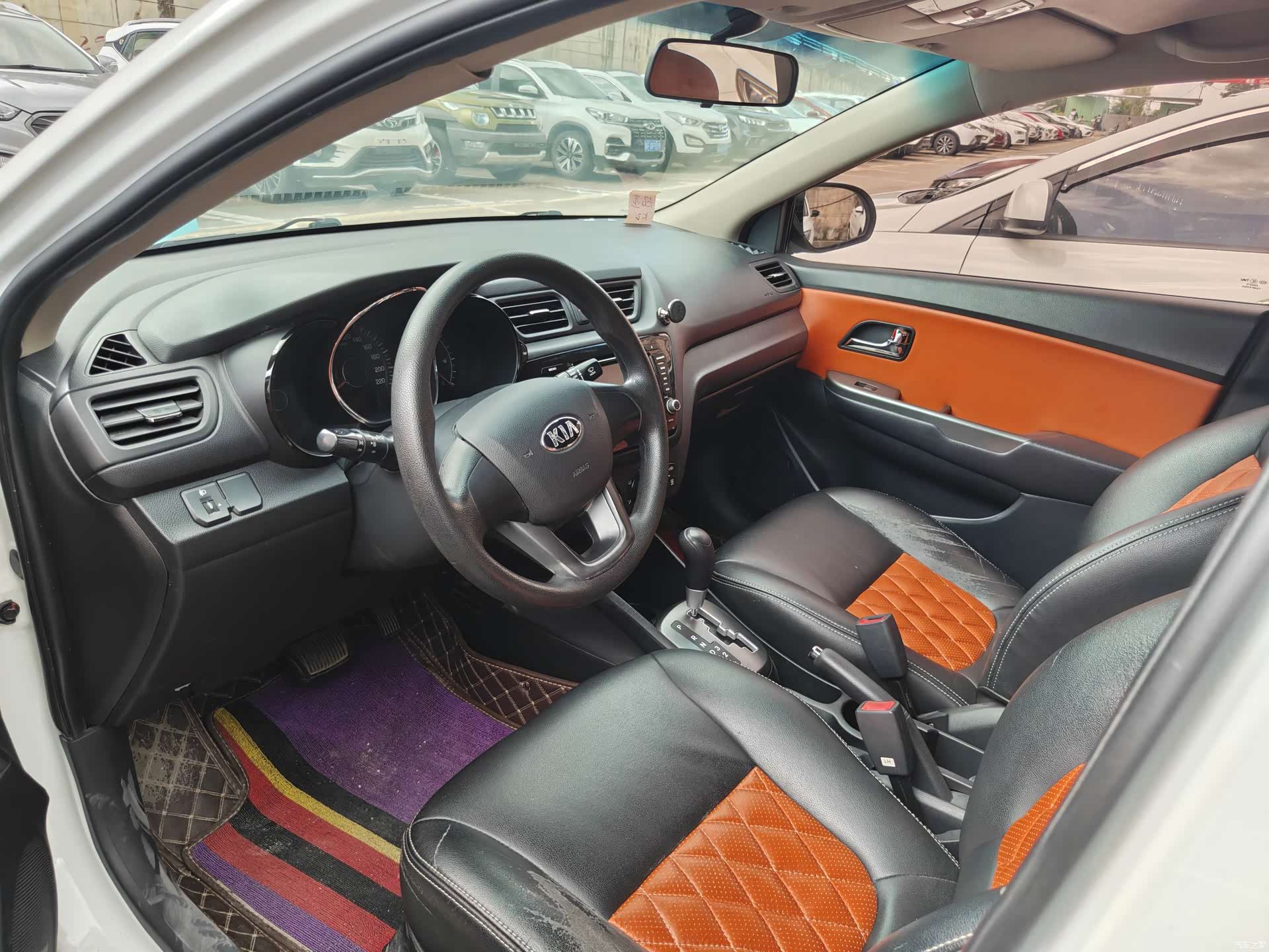 Kia K2, 2014 9