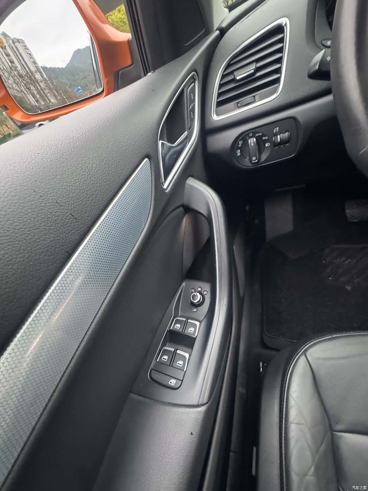 Audi Q3, 2013 25
