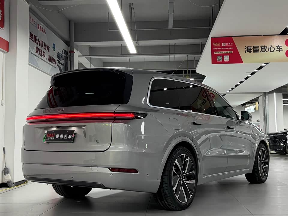 Li Auto Ideal L9