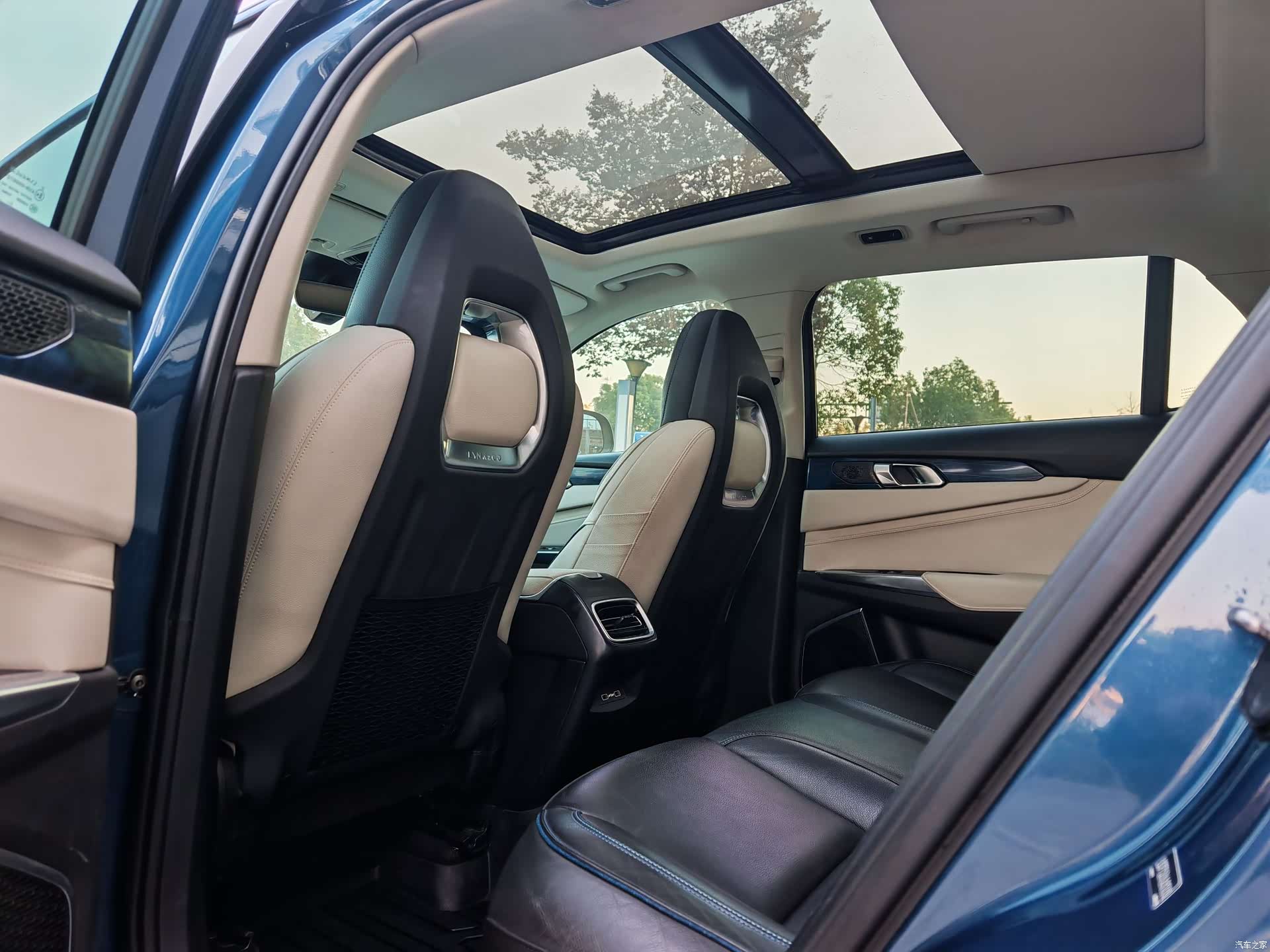Lynk & Co 01, 2019 11