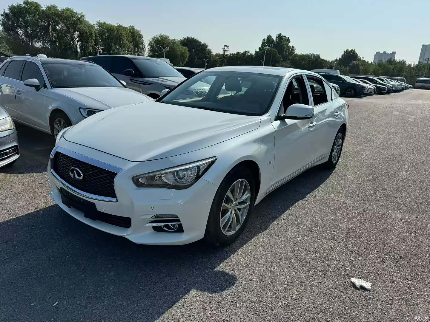 Infiniti Q50L