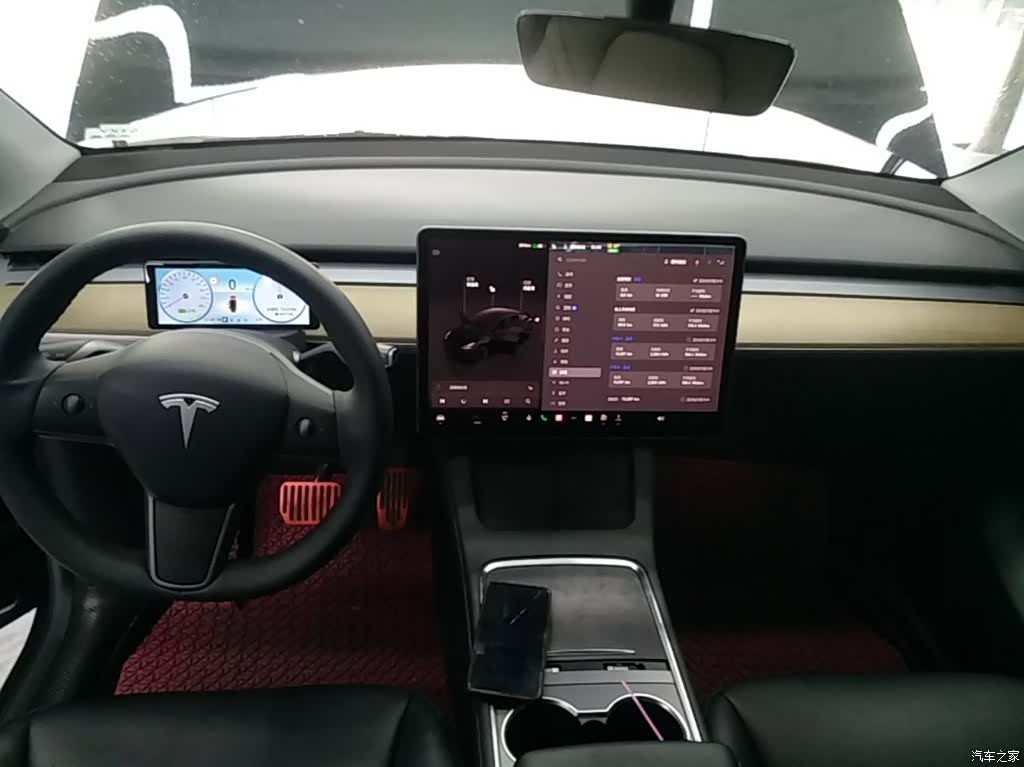 Tesla Model Y, 2023 10