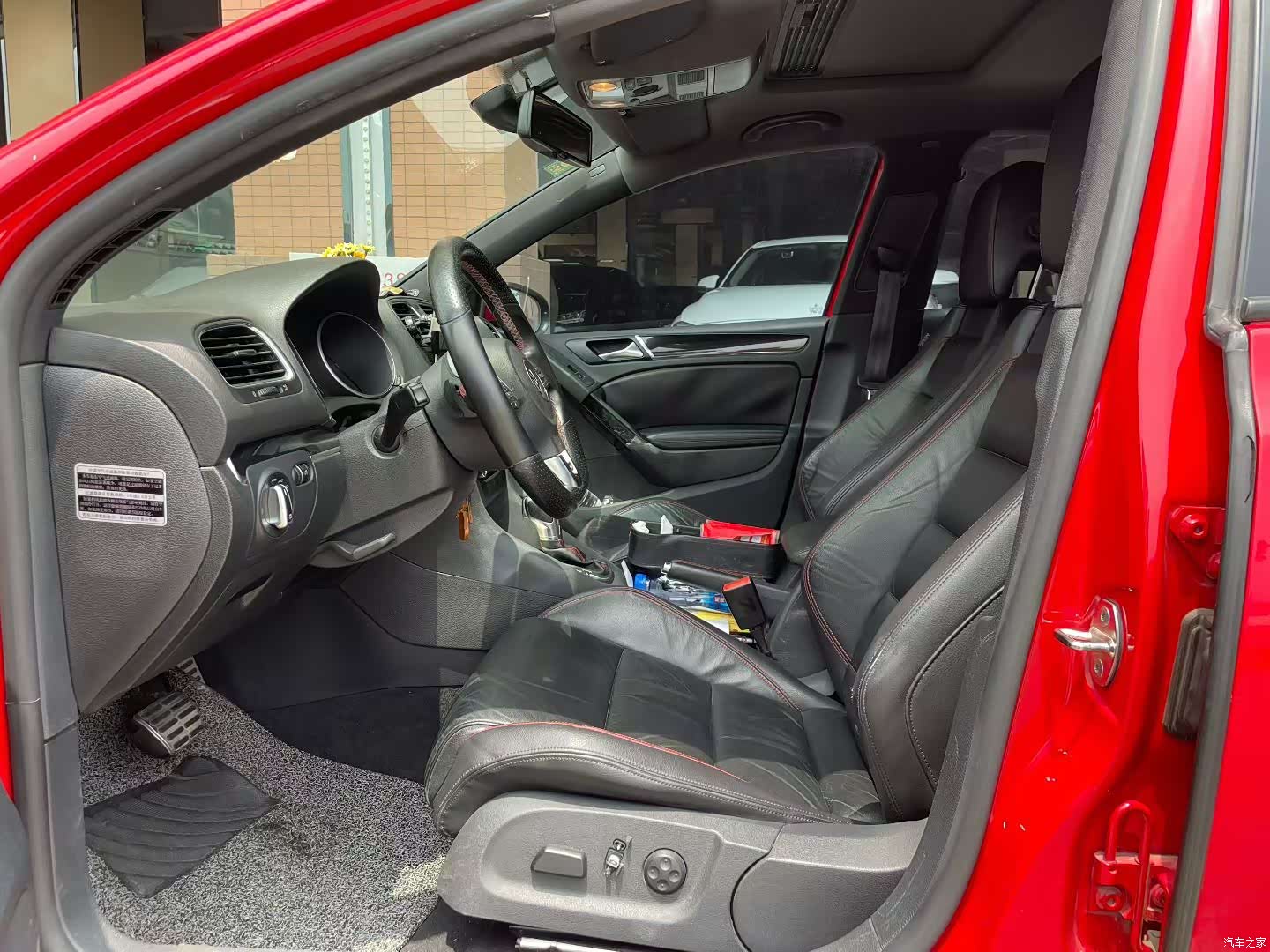 Volkswagen Golf, 2012 все фото