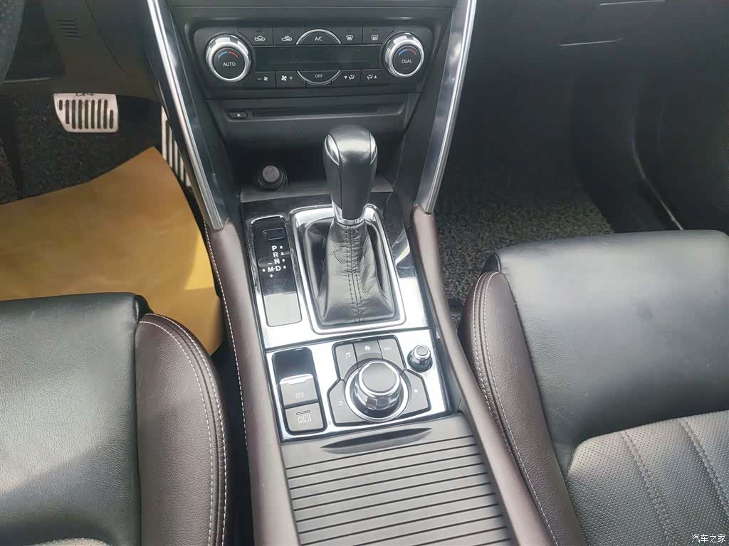 Mazda CX-4, 2017 10