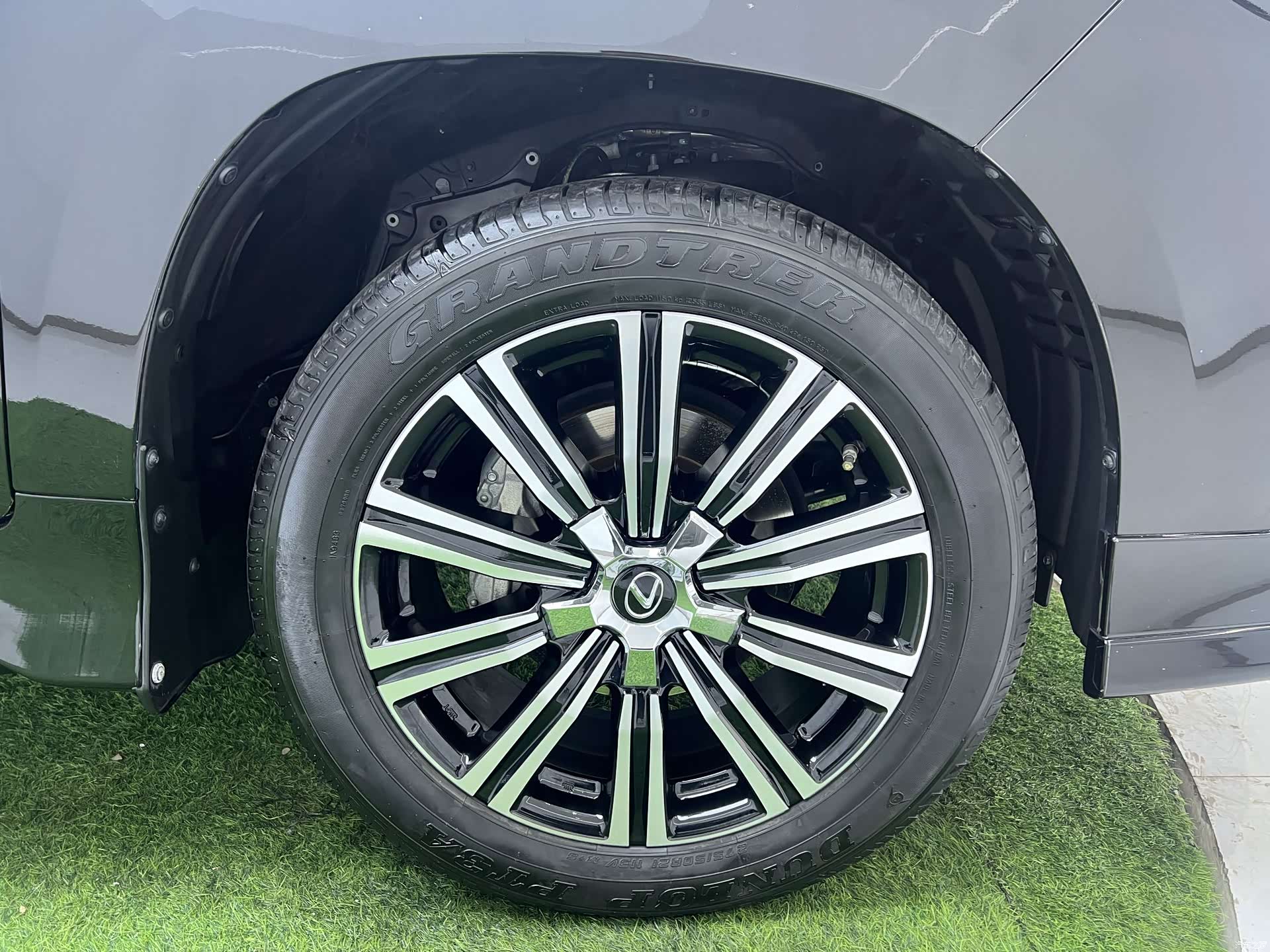 Lexus LX, 2023 26