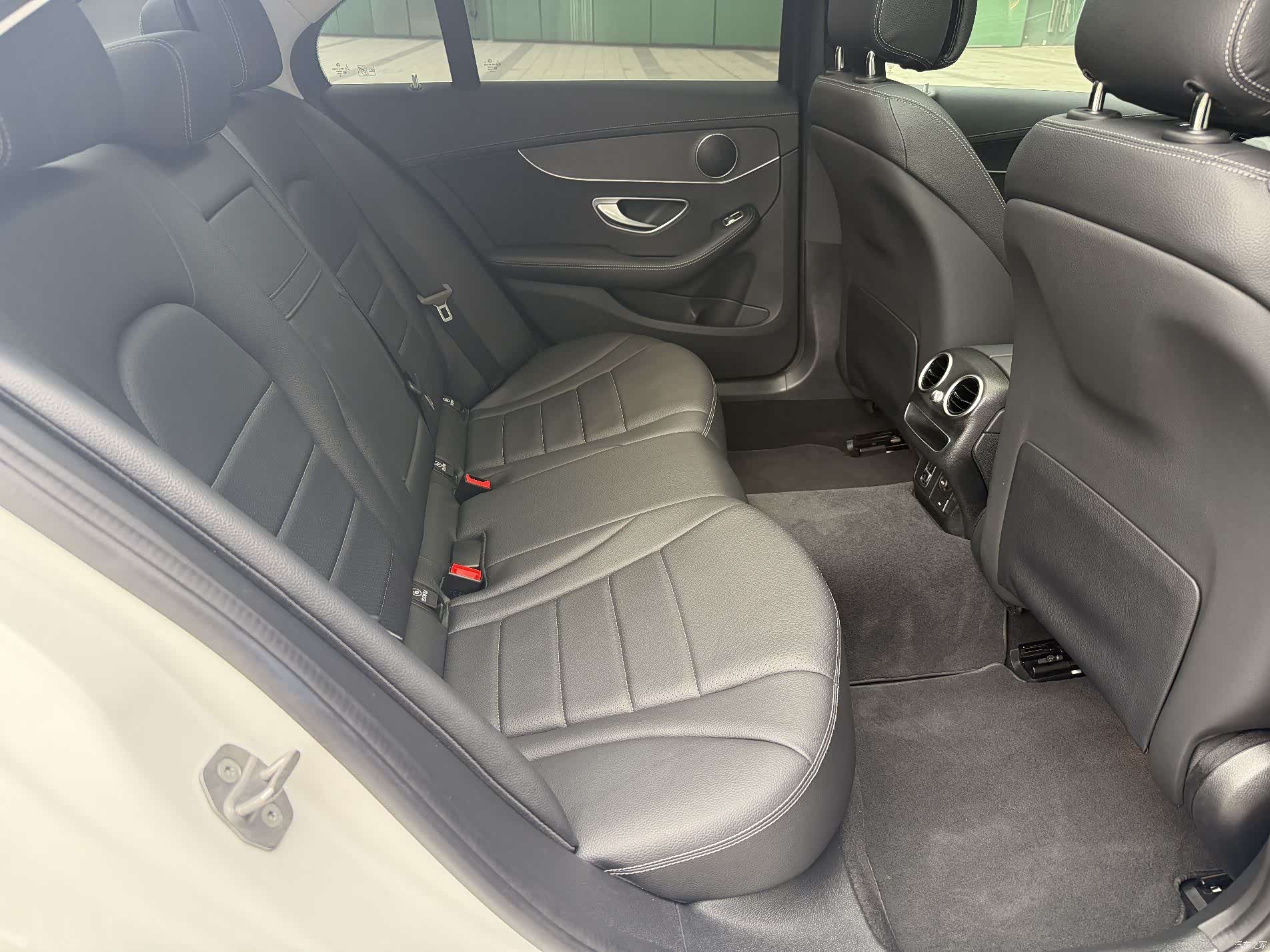 Mercedes-Benz C-Class, 2021 19