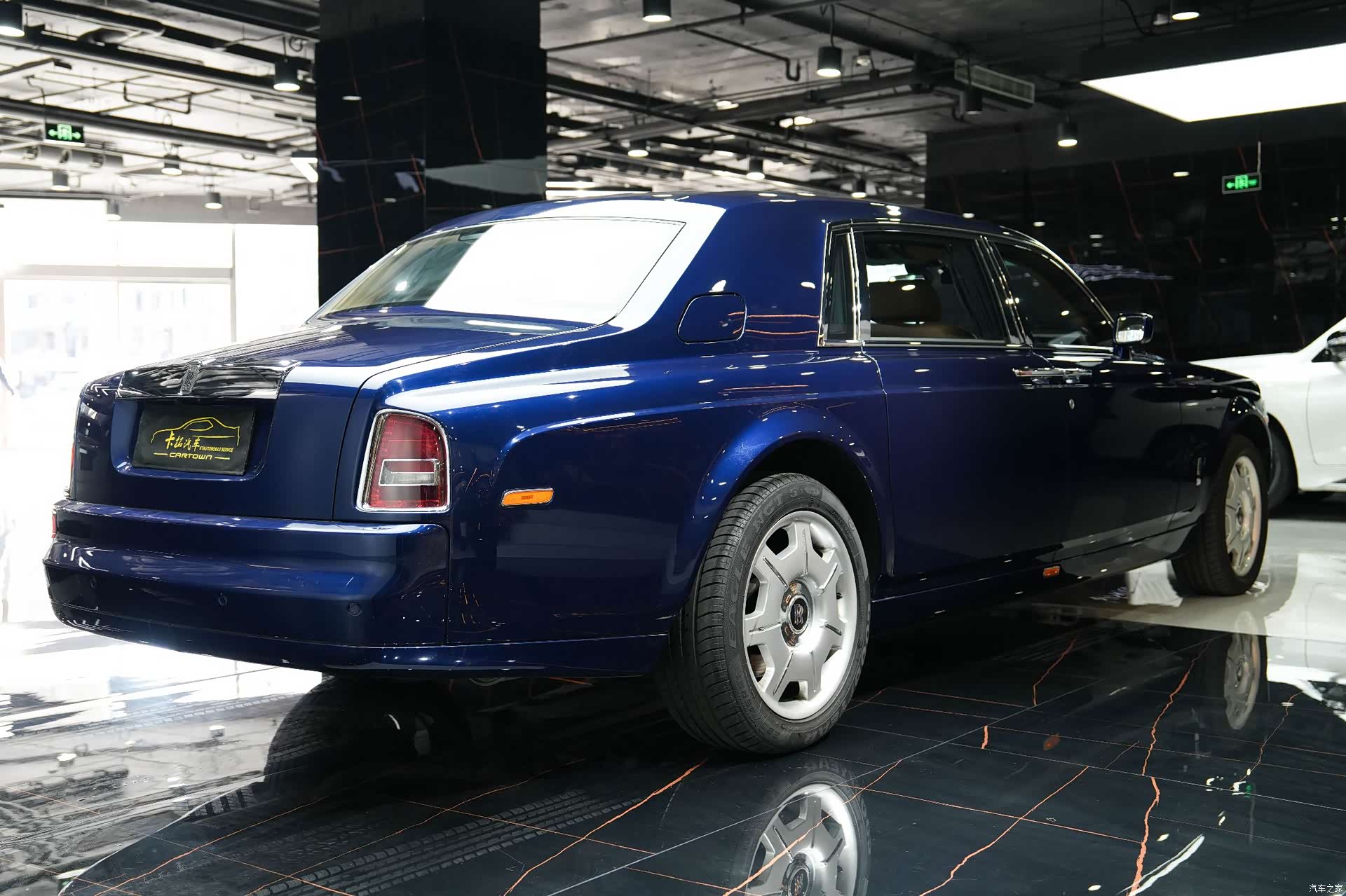Rolls-Royce Phantom, 2008 7
