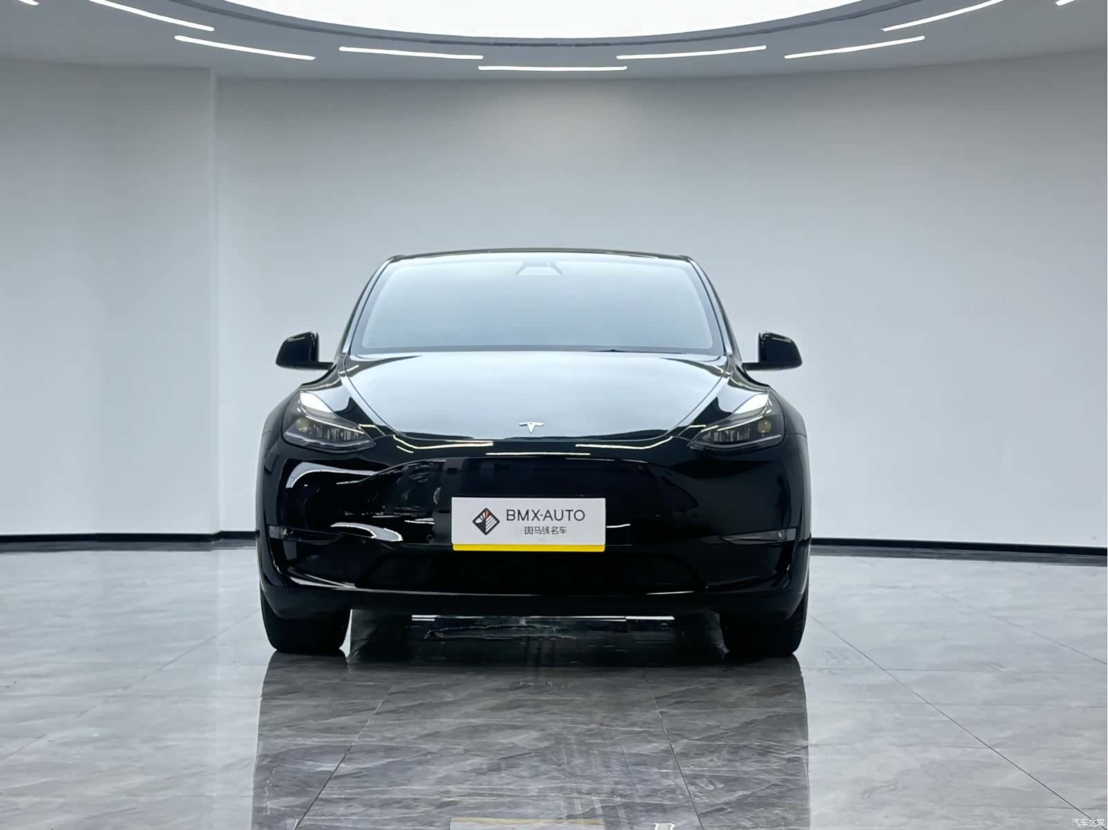 Tesla Model Y, 2023 2