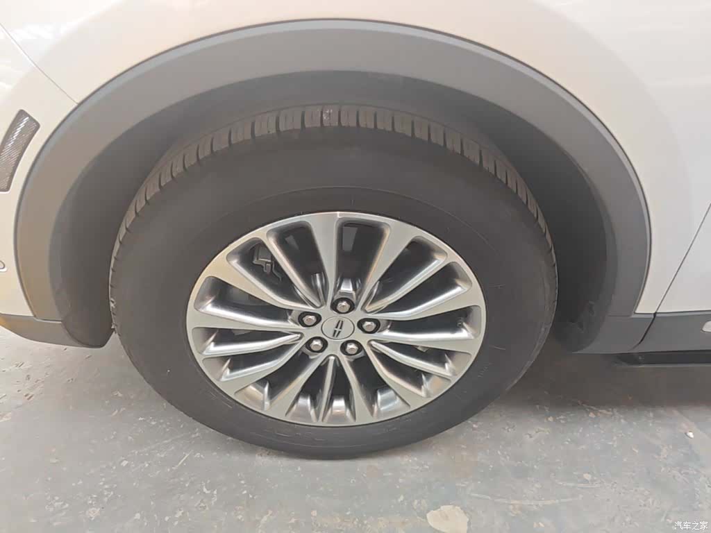 Lincoln MKX, 2017 23