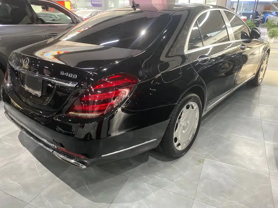 Mercedes-Benz S-class Mercedes-Benz S-class