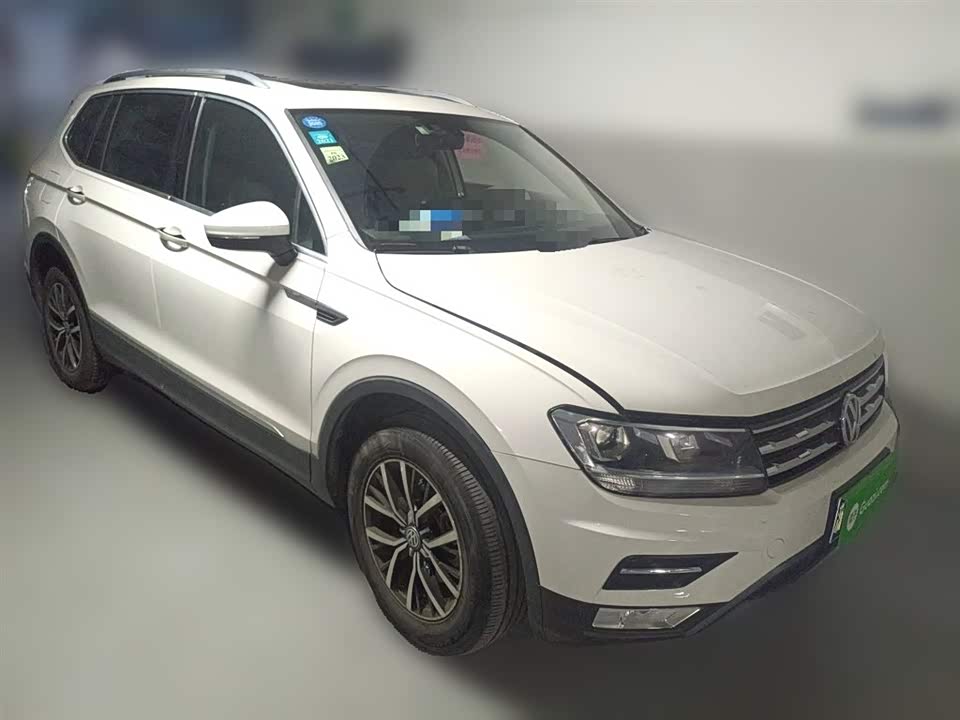 Volkswagen Tiguan L