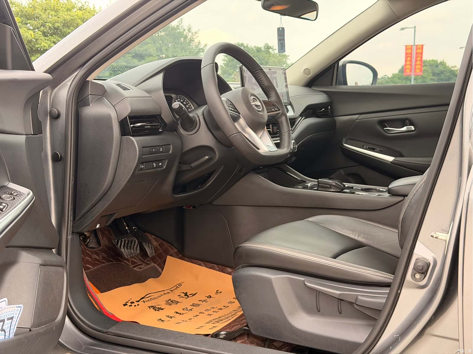 Nissan Sylphy, 2022 все фото