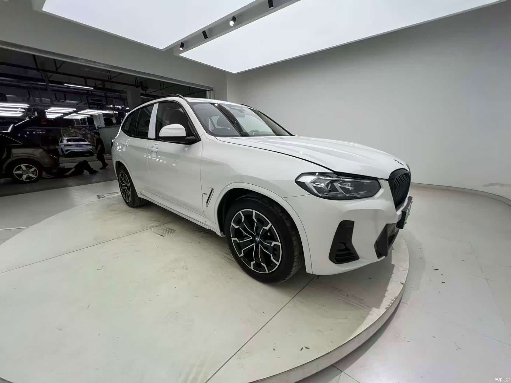 BMW iX3, 2023 30