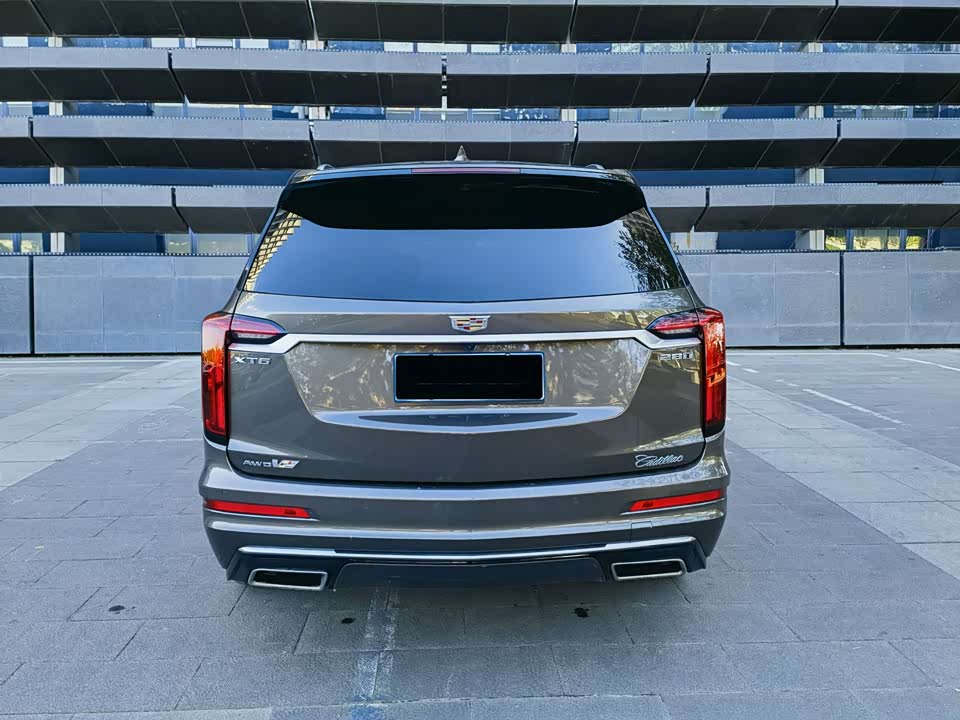 Cadillac XT6