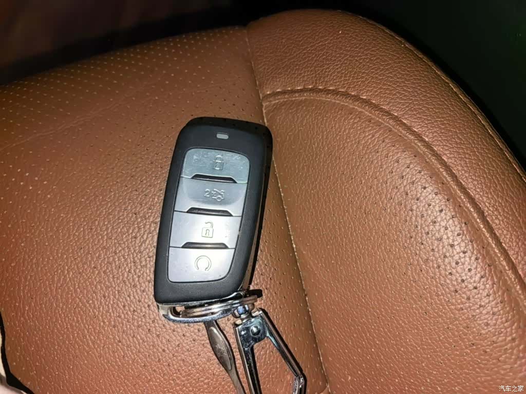Changan CS95, 2017 9