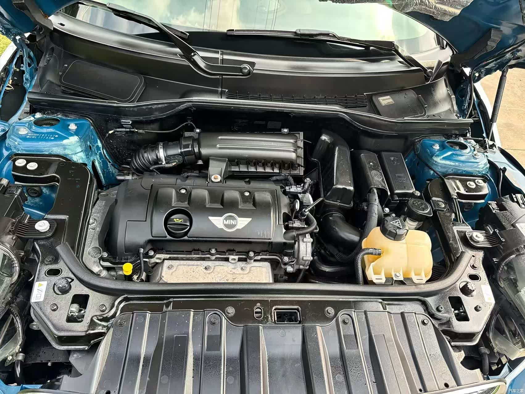 Mini Countryman, 2012 16