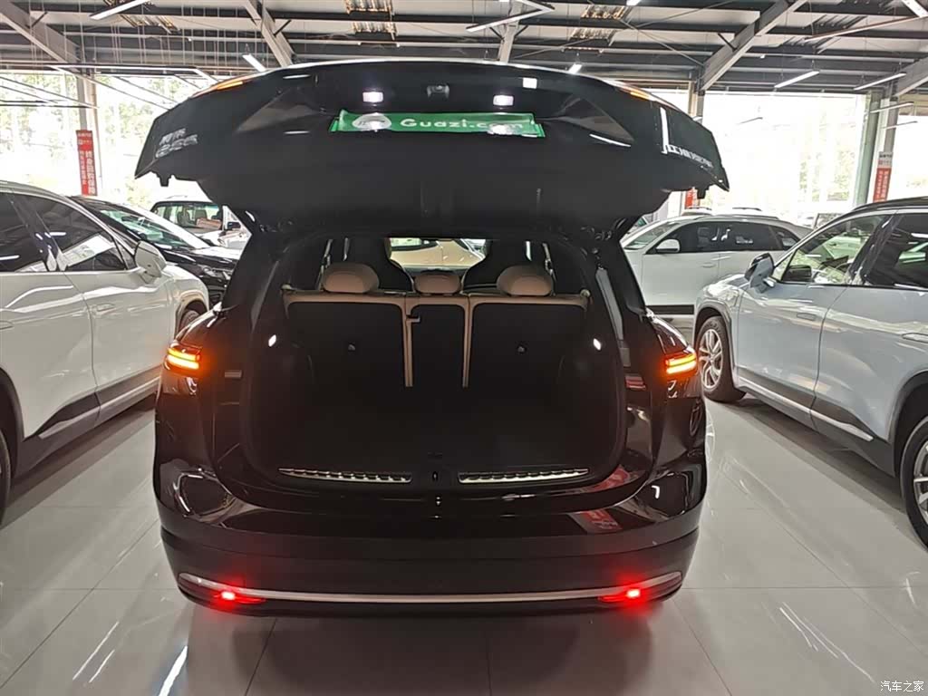NIO ES6, 2024 19