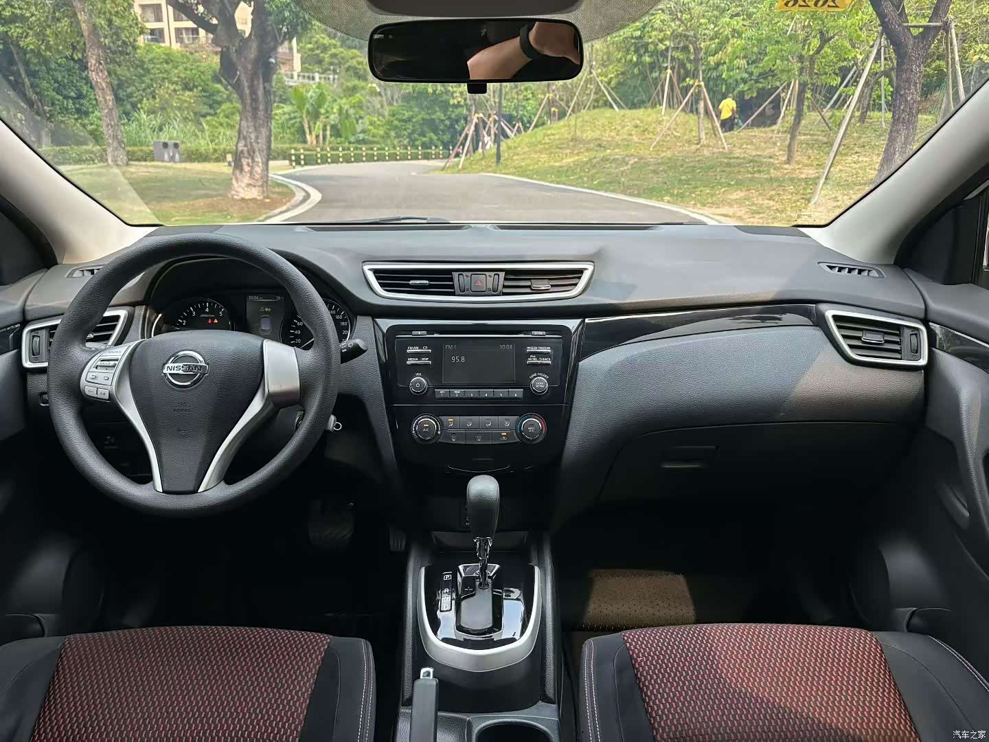 Nissan Qashqai, 2015 4