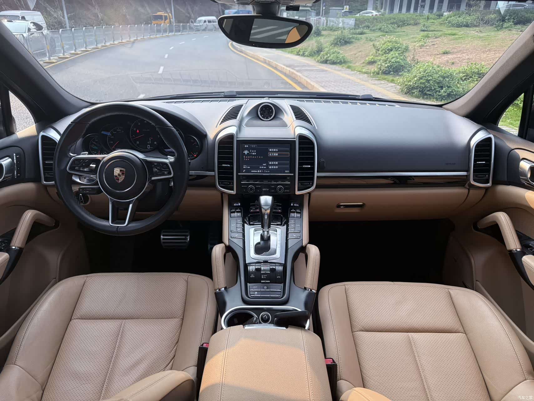 Porsche Cayenne, 2016 7