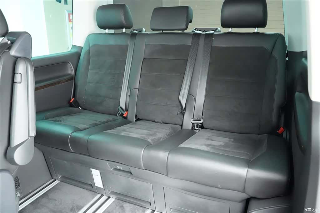 Volkswagen 7, 2018 13
