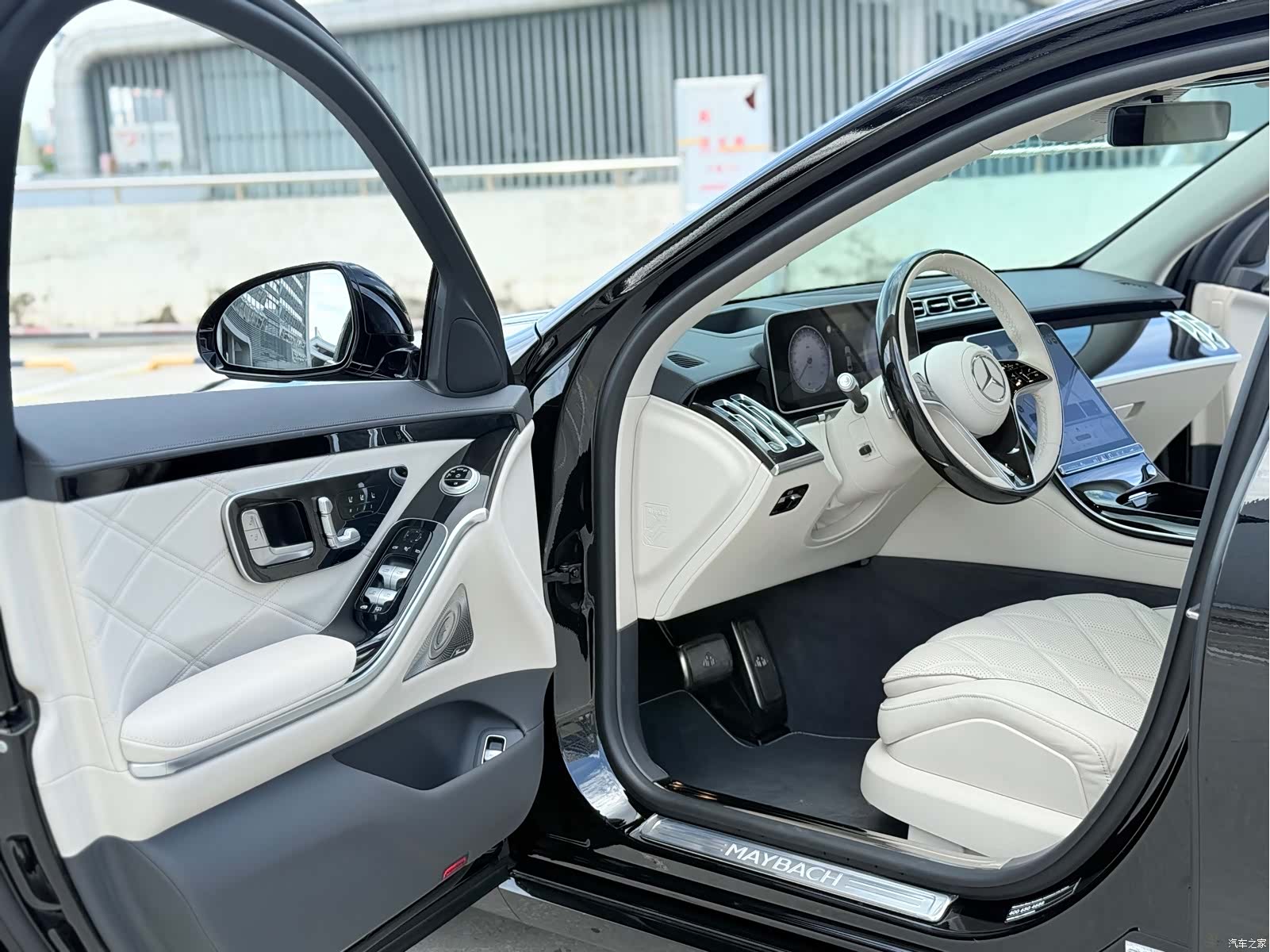 Maybach S-Class, 2024 4