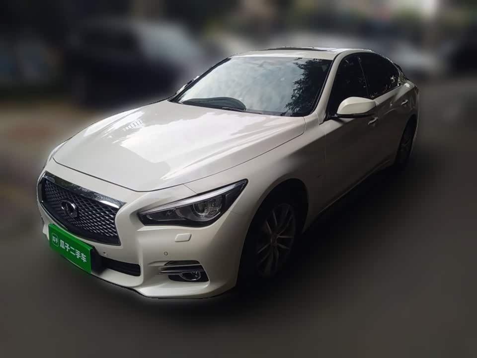 Infiniti Q50L