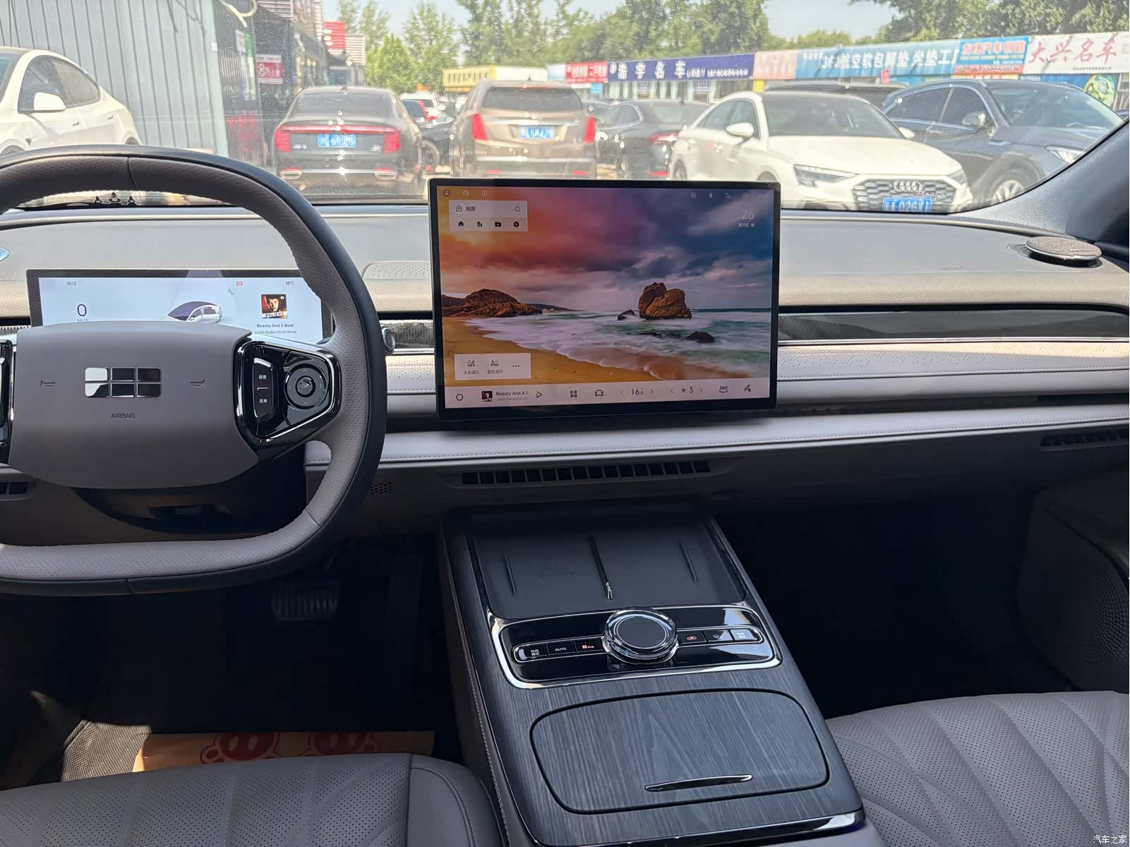Geely 8, 2025 6