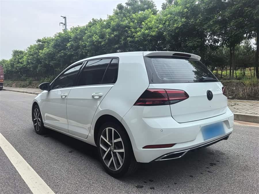 Volkswagen Golf 2018, фото 5