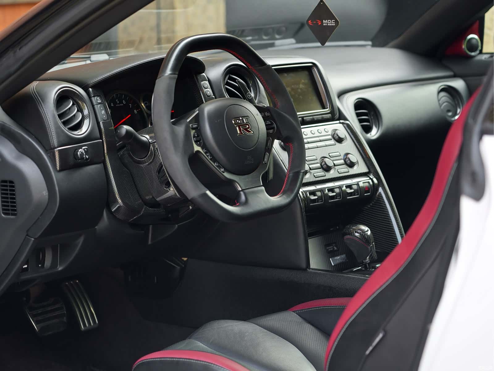Nissan GT-R, 2012 13
