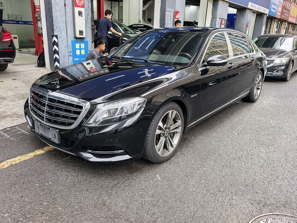 Mercedes-Benz Maybach S-class