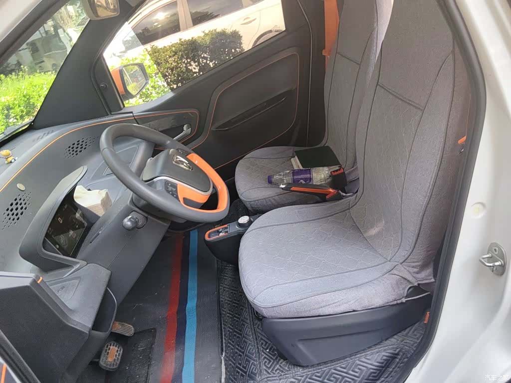 Wuling E100, 2019 11
