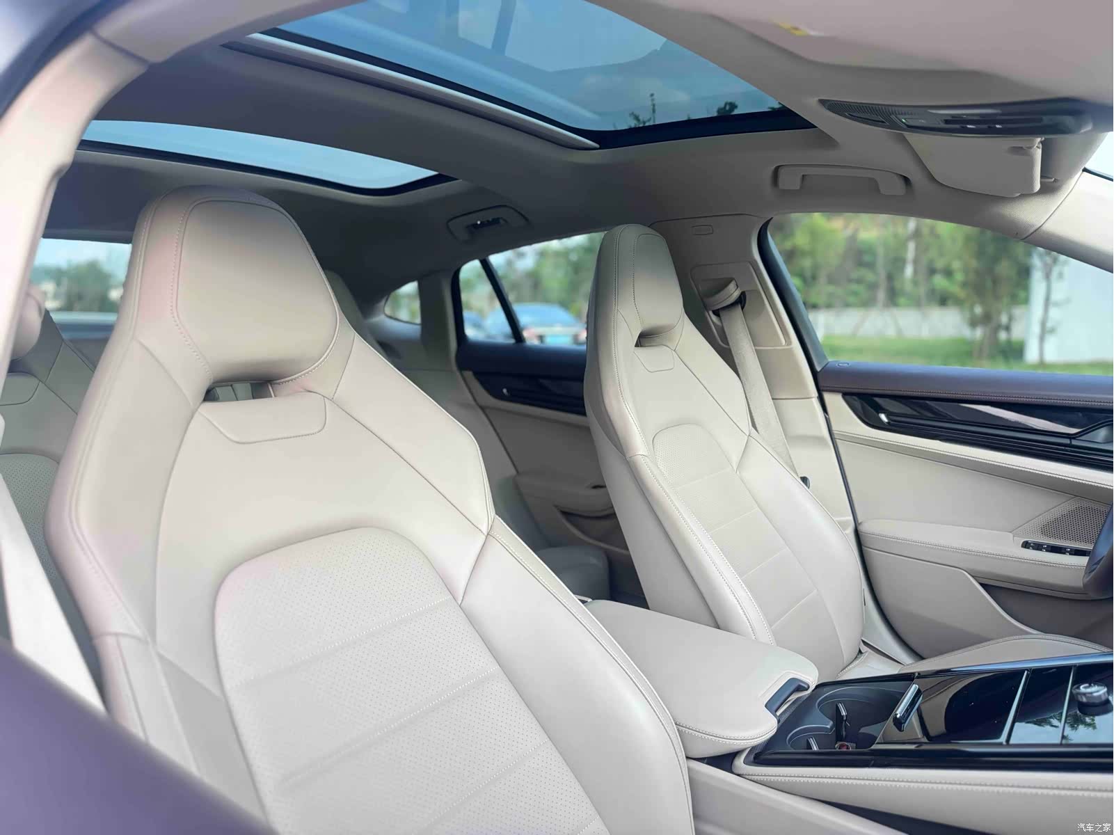 Porsche Panamera, 2024 9
