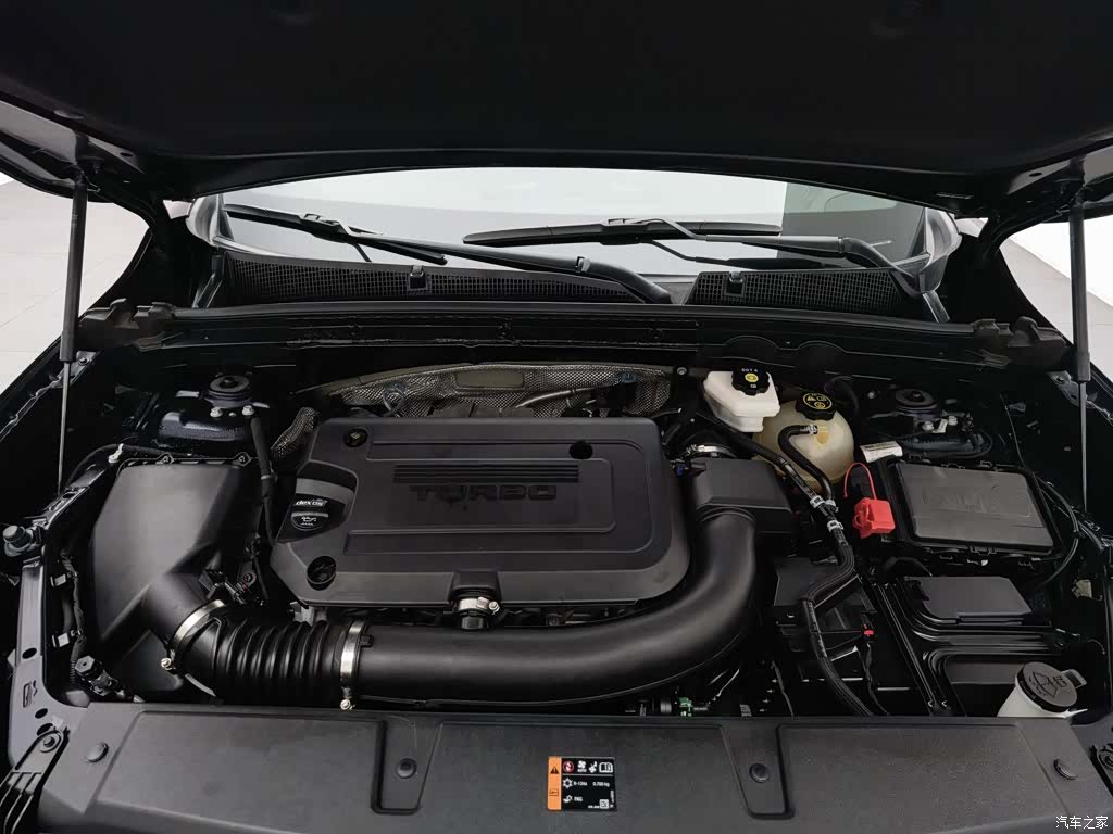 Buick Envision Plus, 2022 6
