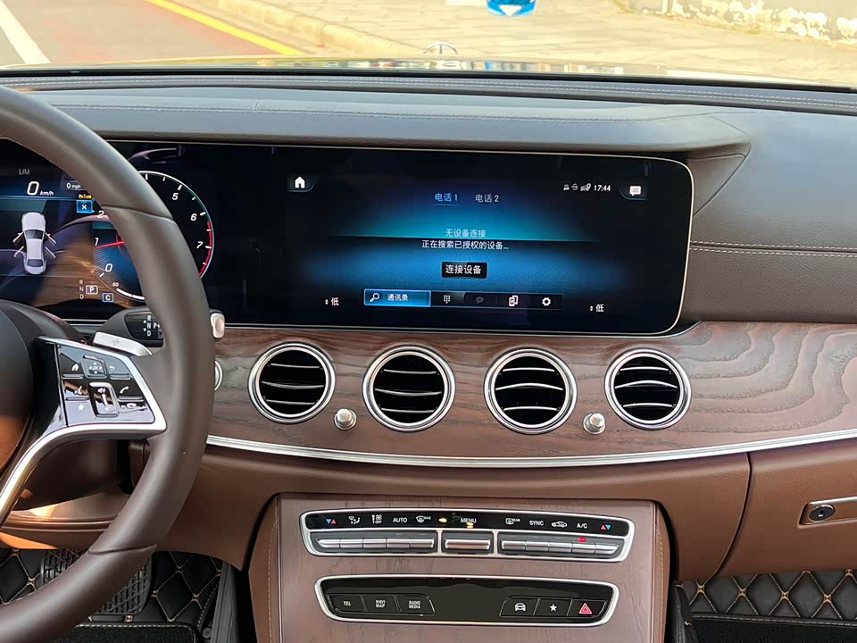 Mercedes-Benz E-class Mercedes-Benz E-class