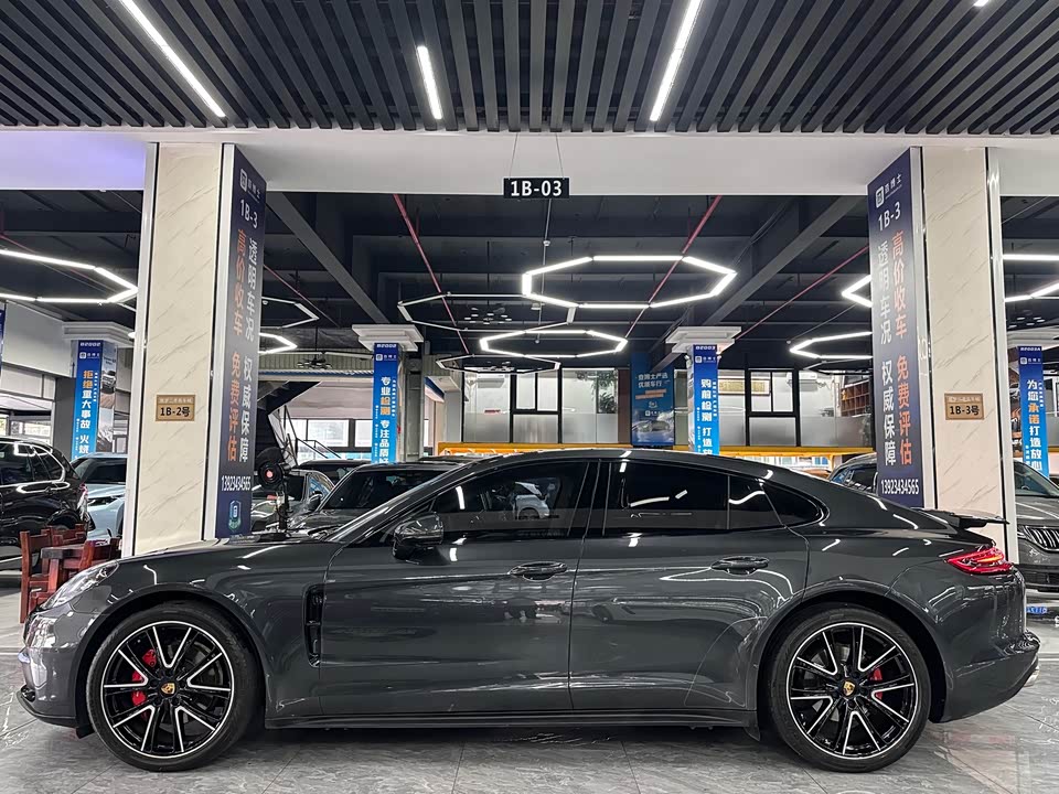 Porsche Panamera