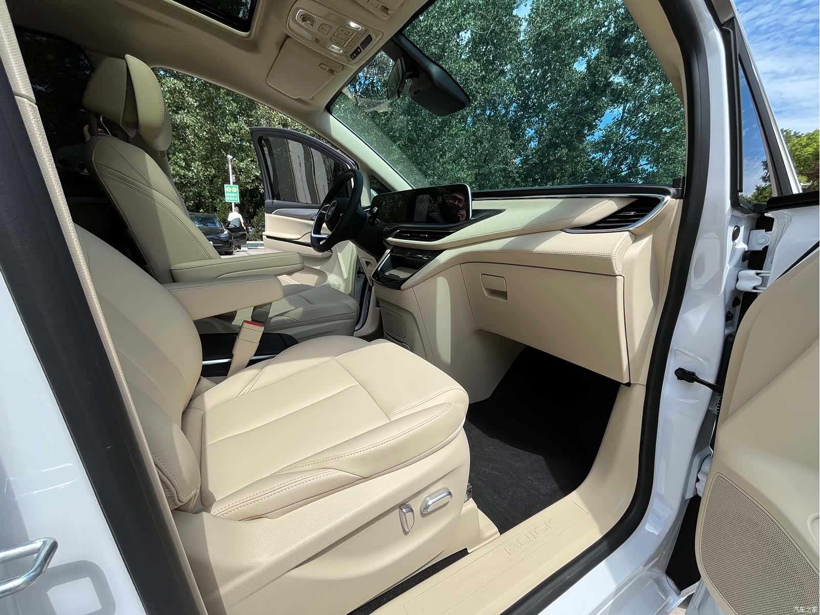 Buick GL8, 2025 15