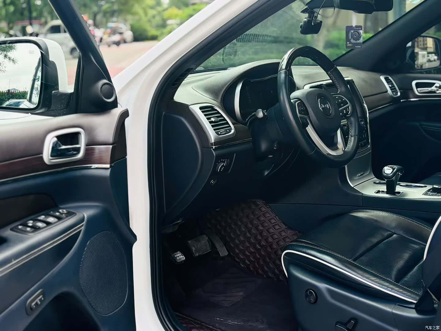 Jeep Grand Cherokee, 2016 6