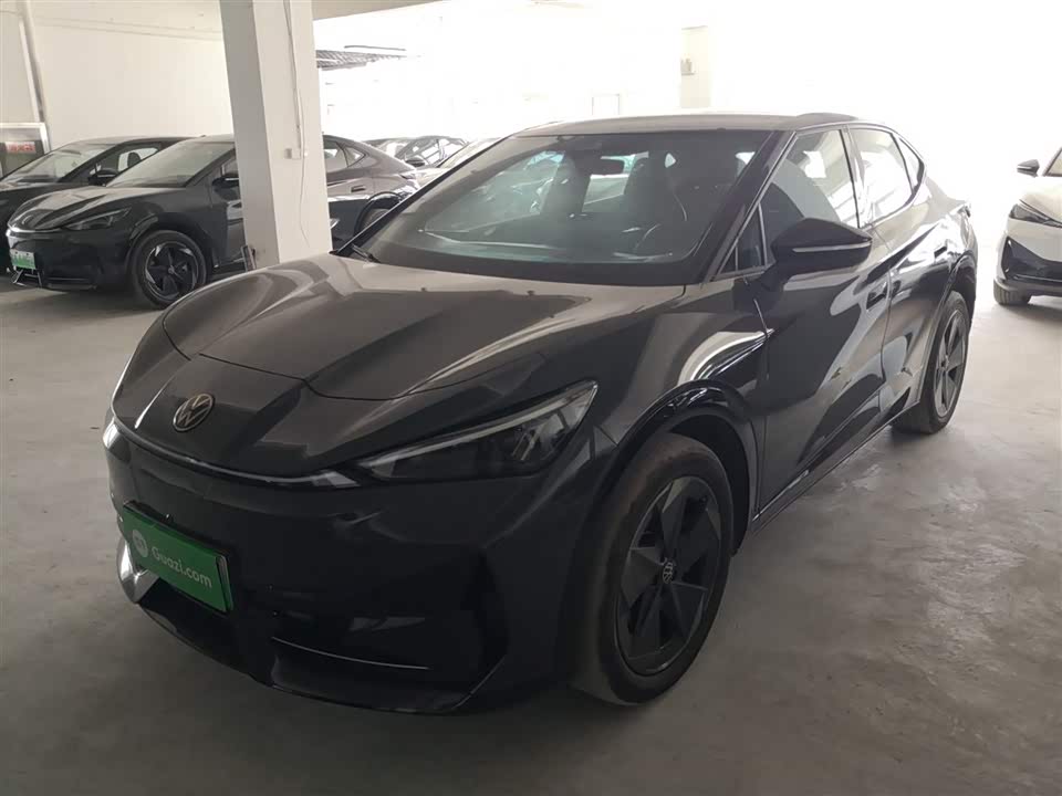 Volkswagen With the crowd 06