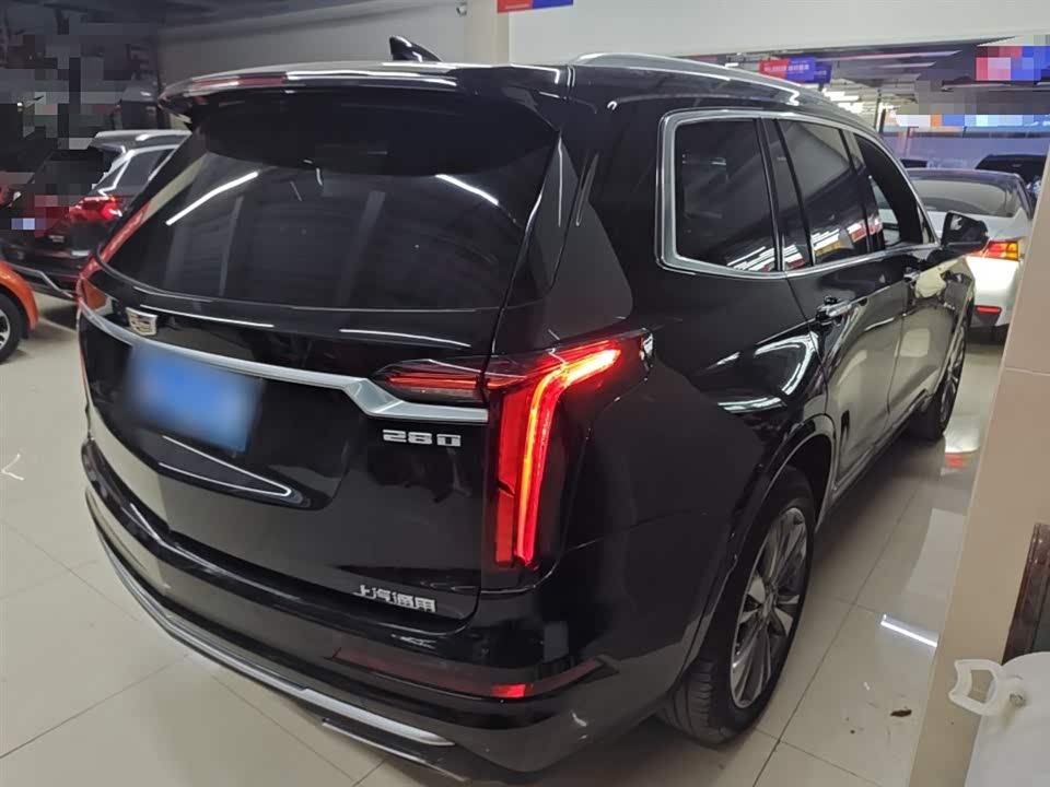Cadillac XT6