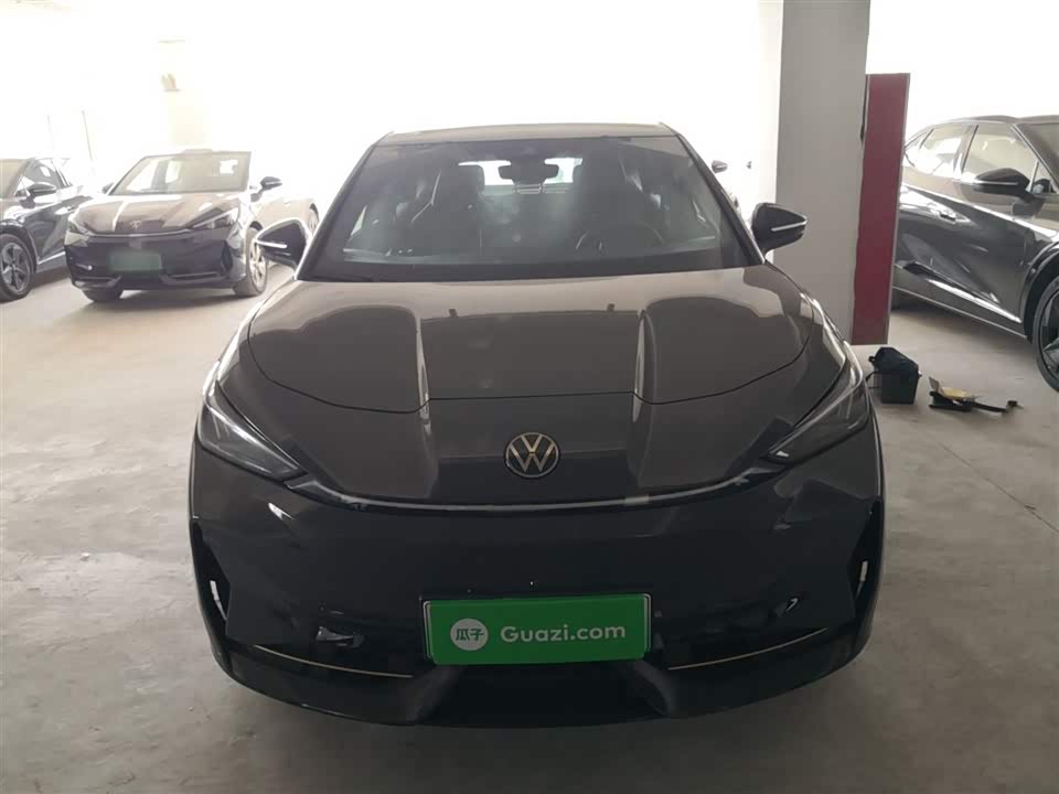 Volkswagen With the crowd 06