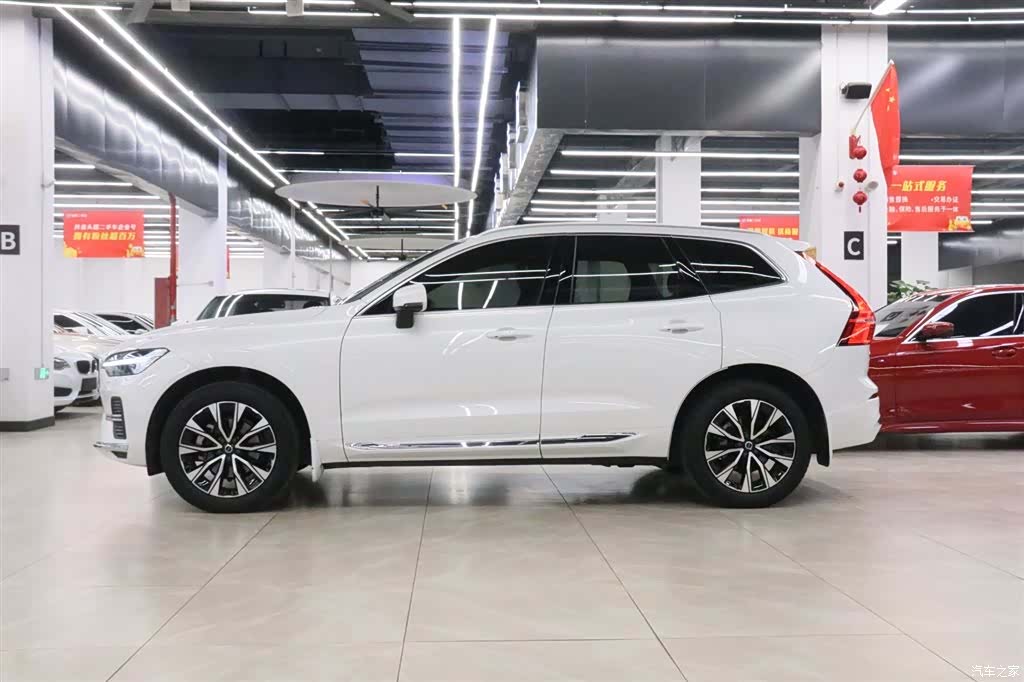 Volvo XC60, 2023 3