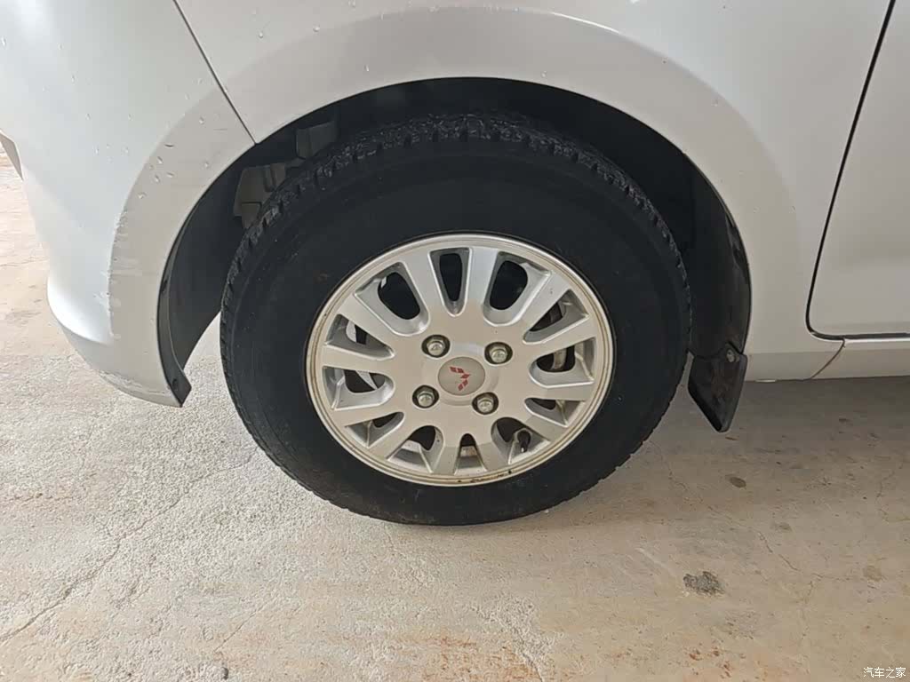 Wuling V, 2018 23