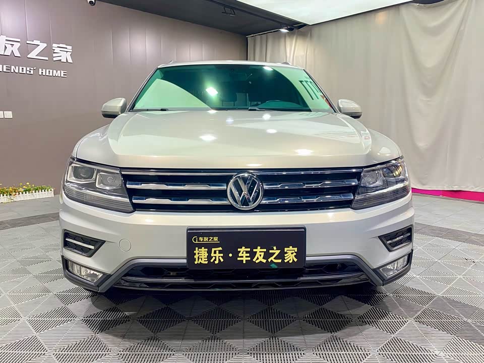 Volkswagen Tiguan L