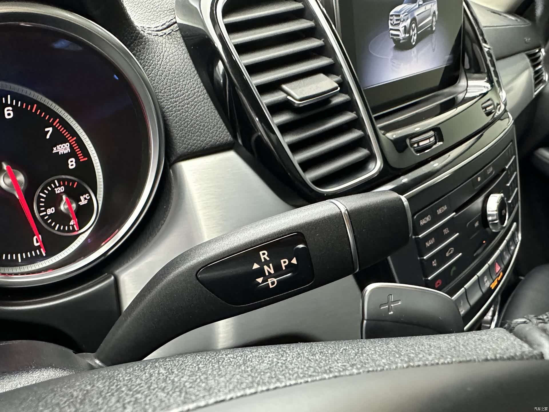 Mercedes-Benz GLS, 2016 22