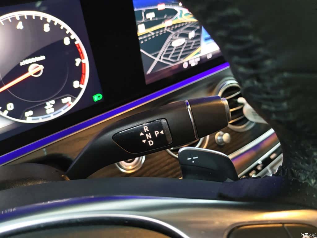 Mercedes-Benz E-Class, 2017 14