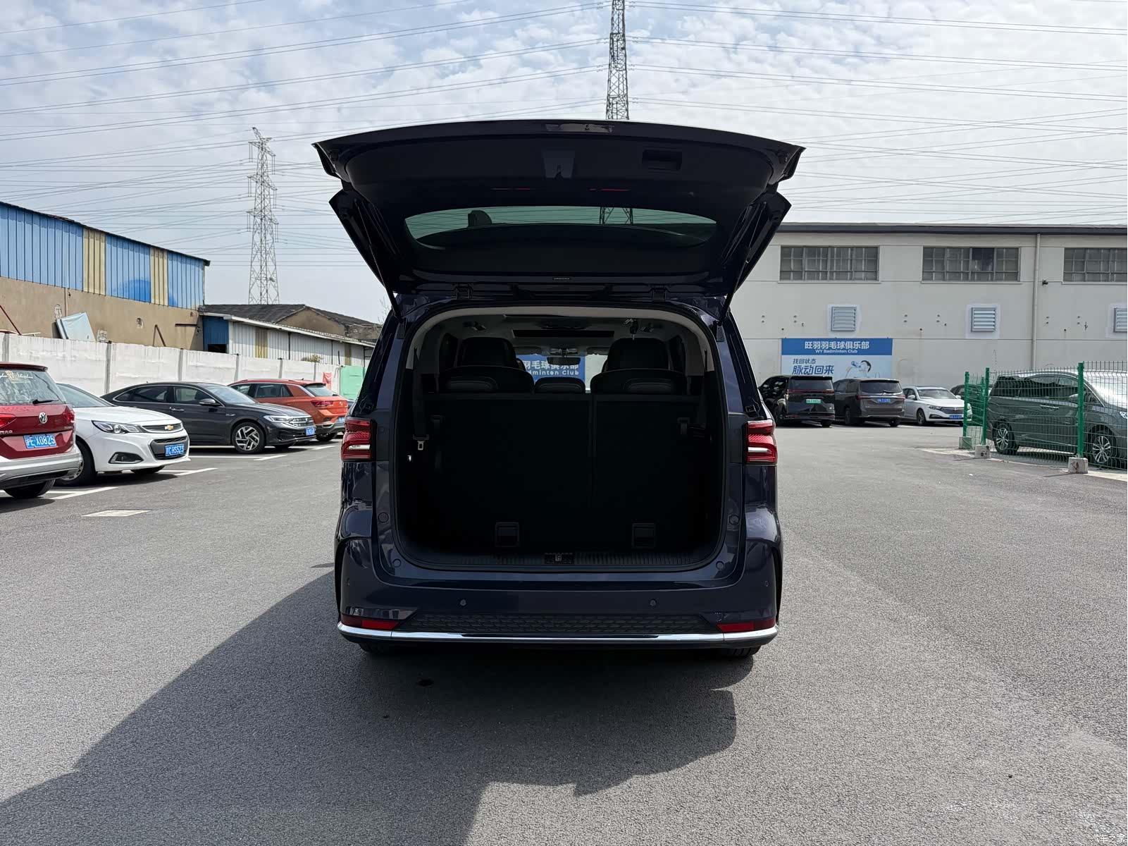 Roewe iMAX8, 2023 21