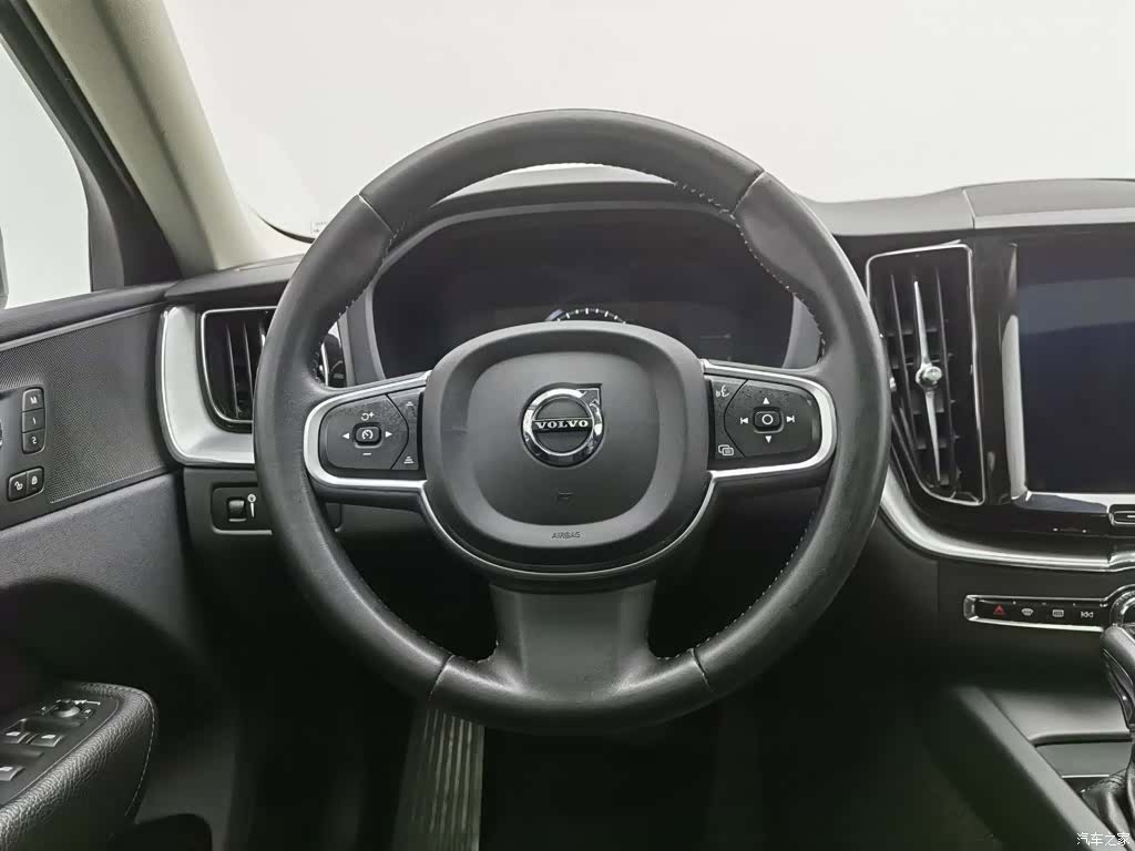 Volvo XC60, 2018 11