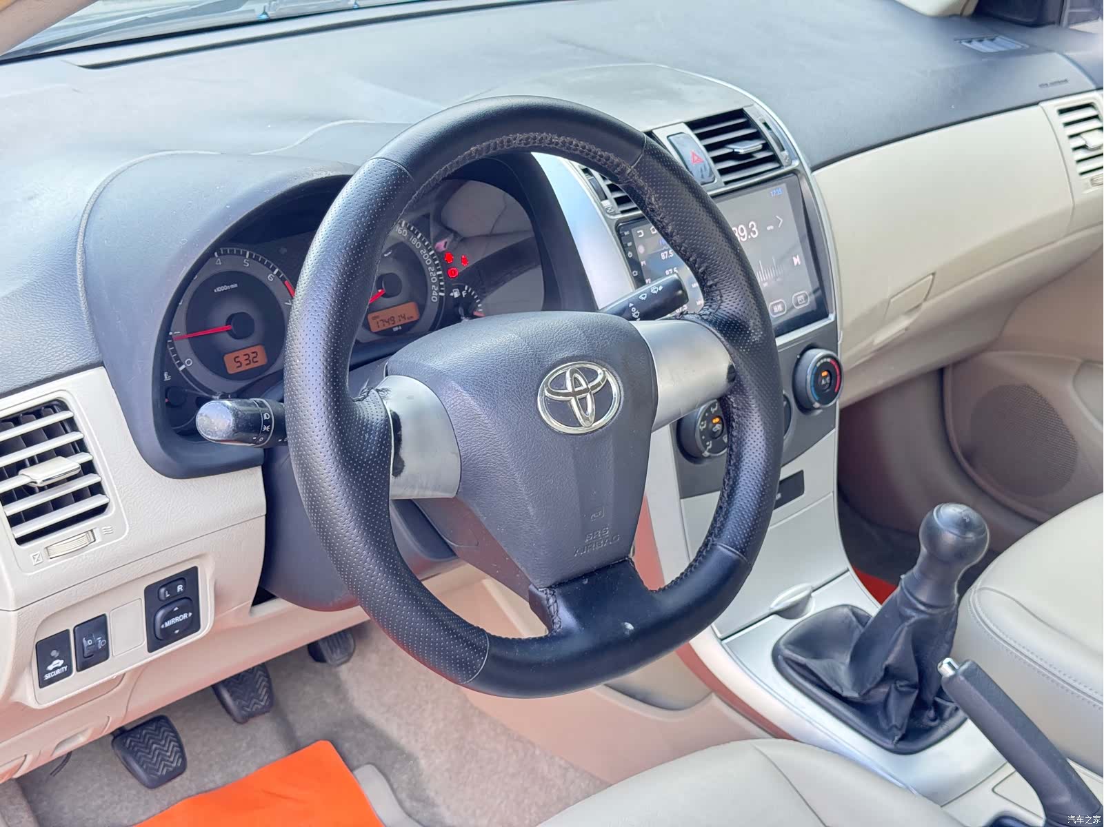 Toyota Corolla, 2012 11