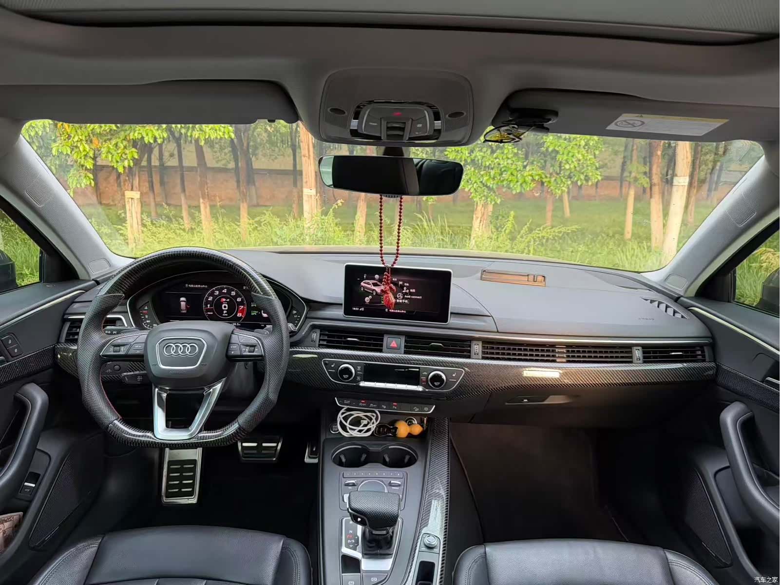 Audi A4, 2018 все фото