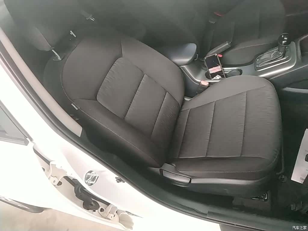 Kia K3, 2015 25
